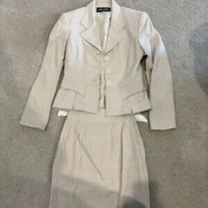 Women's skirt suit